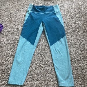 Outdoor Voices teal blue Warmup 3/4 leggings - M